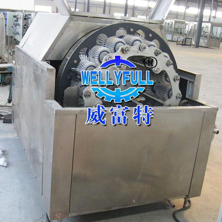 GHR-A2000型半自動啤酒洗瓶機